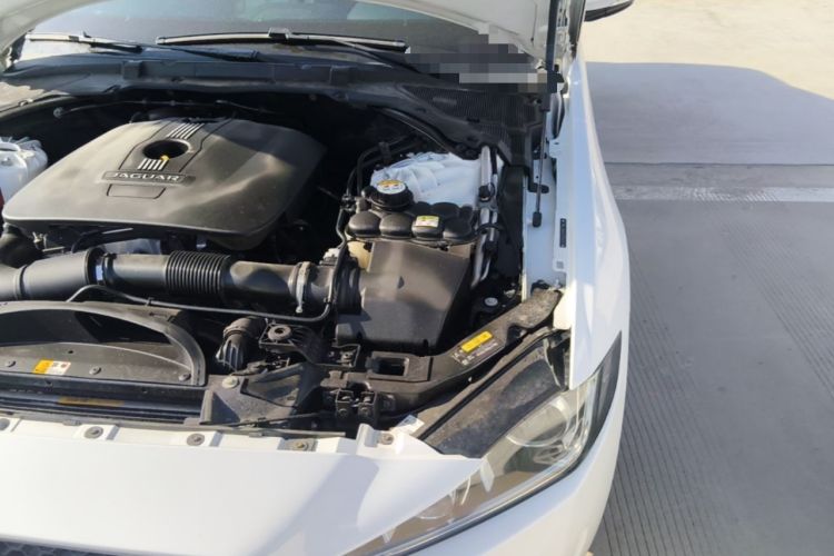 Used Jaguar XE 2017 2.0T 200 PS R-Sport Engine Bay Left