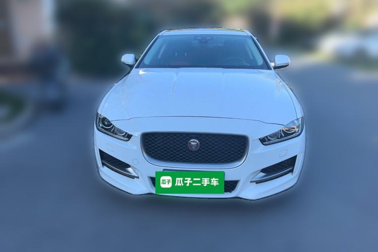 Used Jaguar XE 2017 2.0T 200 PS R-Sport Exterior 1