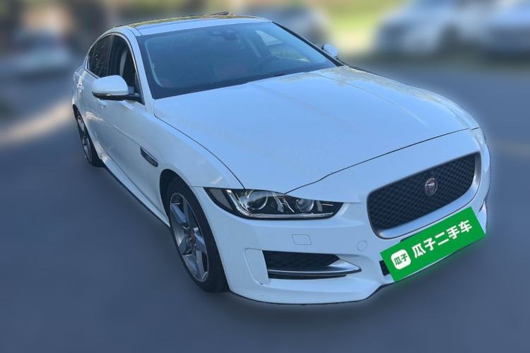 Used Jaguar XE 2017 2.0T 200 PS R-Sport Exterior 2