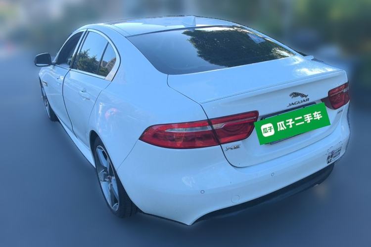 Used Jaguar XE 2017 2.0T 200 PS R-Sport Exterior 3