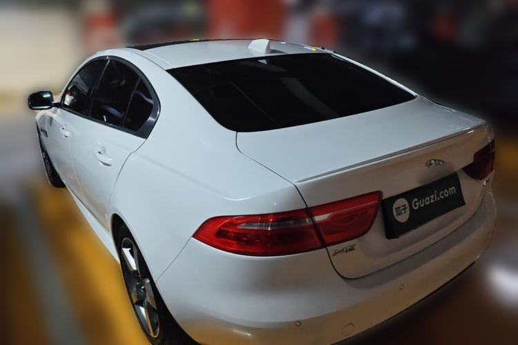 Used Jaguar XE 2017 2.0T 200 PS R-Sport Exterior 3