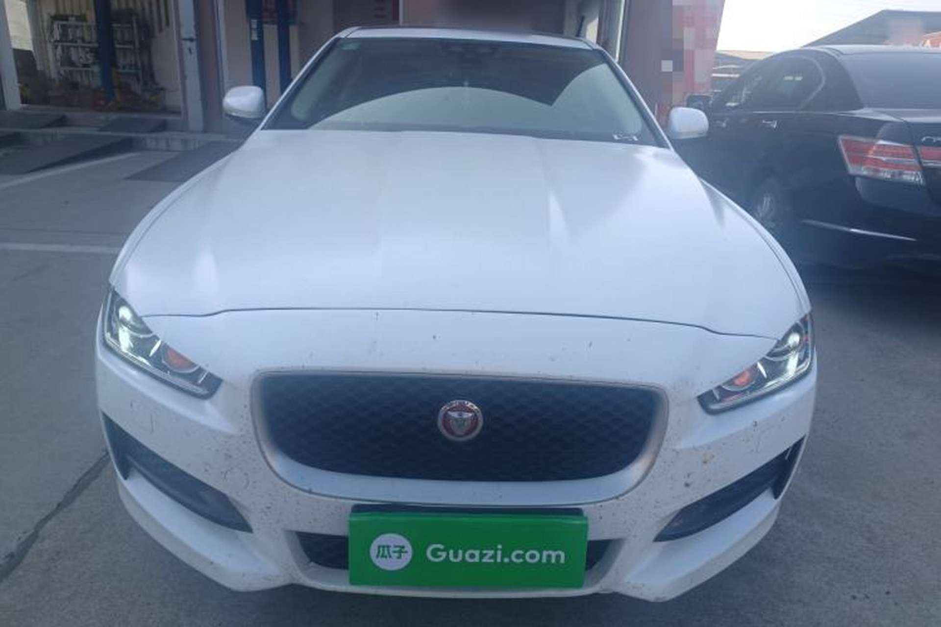 Used Jaguar XE 2017 2.0T 200 PS R-Sport Front