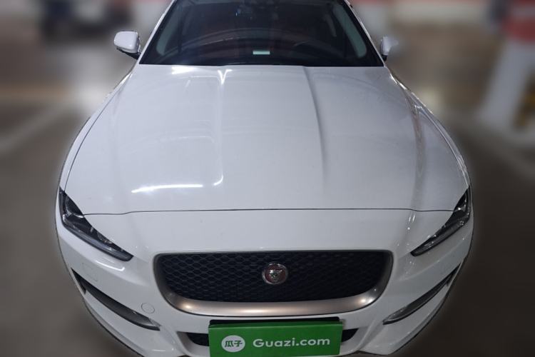 Used Jaguar XE 2017 2.0T 200 PS R-Sport Front