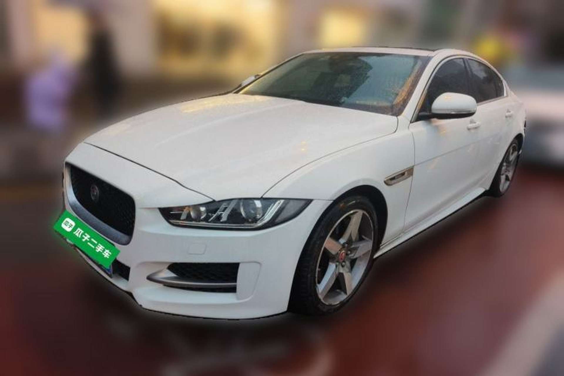 Used Jaguar XE 2017 2.0T 200 PS R-Sport Front Left 45 Deg