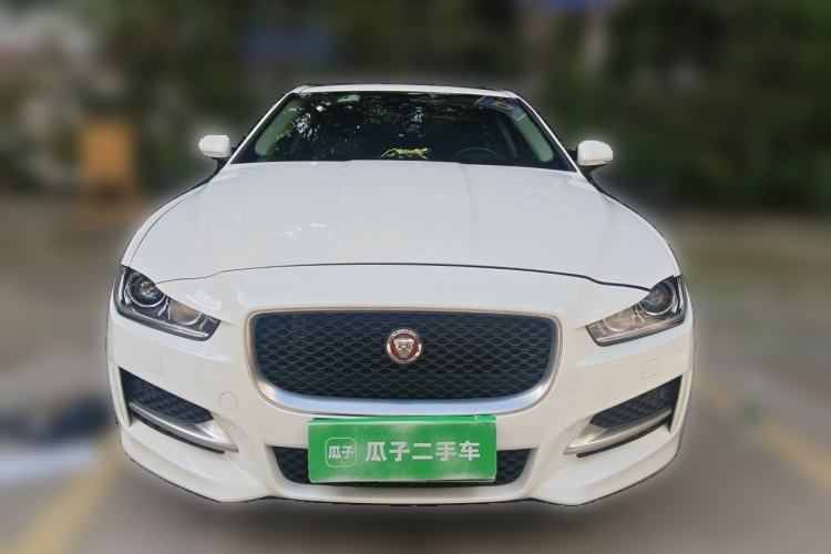 Used Jaguar XE 2017 2.0T 200 PS R-Sport Front