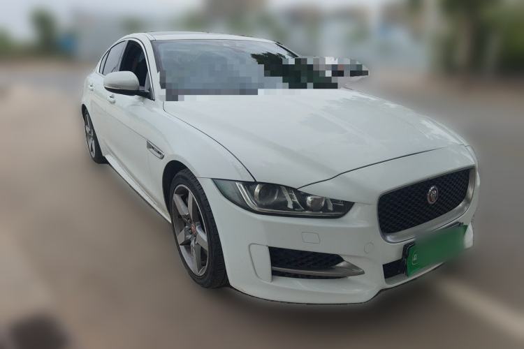 Used Jaguar XE 2017 2.0T 200 PS R-Sport Front Right 45 Deg
