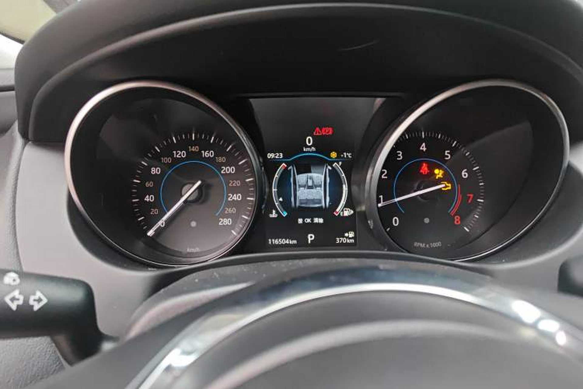 Used Jaguar XE 2017 2.0T 200 PS R-Sport Instrument Cluster