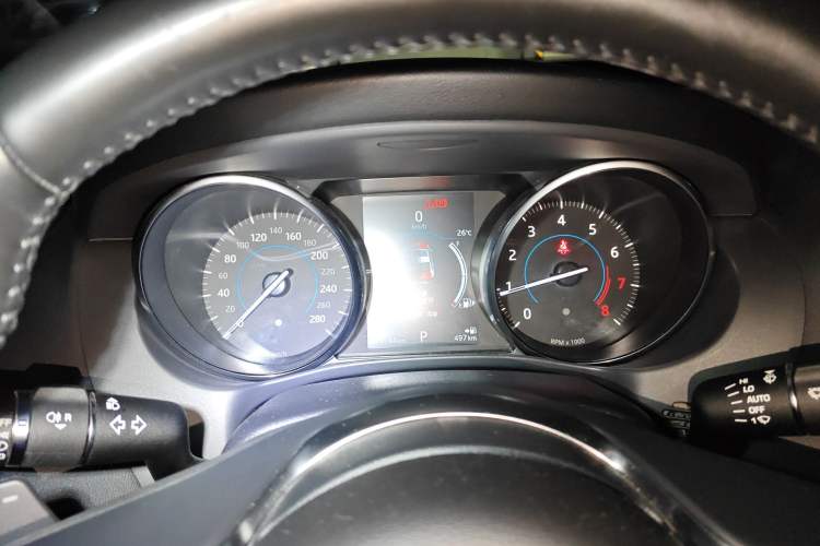 Used Jaguar XE 2017 2.0T 200 PS R-Sport Instrument Cluster