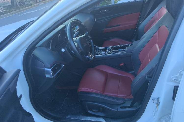 Used Jaguar XE 2017 2.0T 200 PS R-Sport Left Front Seat