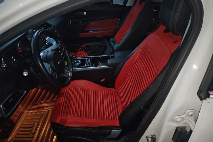 Used Jaguar XE 2017 2.0T 200 PS R-Sport Left Front Seat