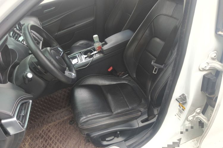 Used Jaguar XE 2017 2.0T 200 PS R-Sport Left Front Seat