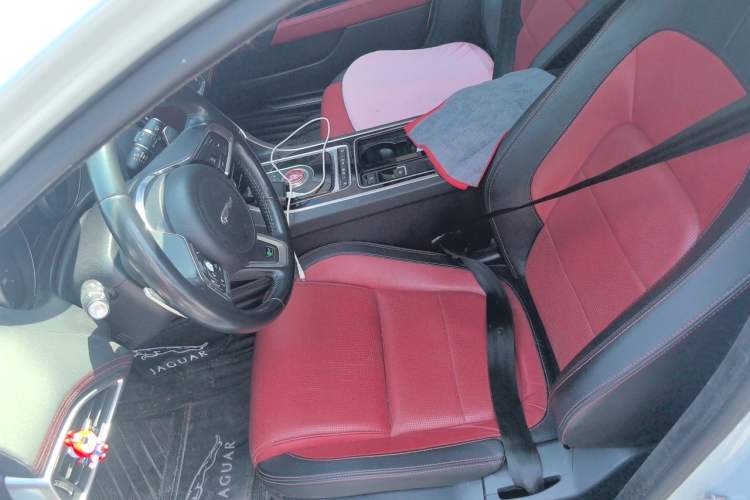 Used Jaguar XE 2017 2.0T 200 PS R-Sport Left Front Seat