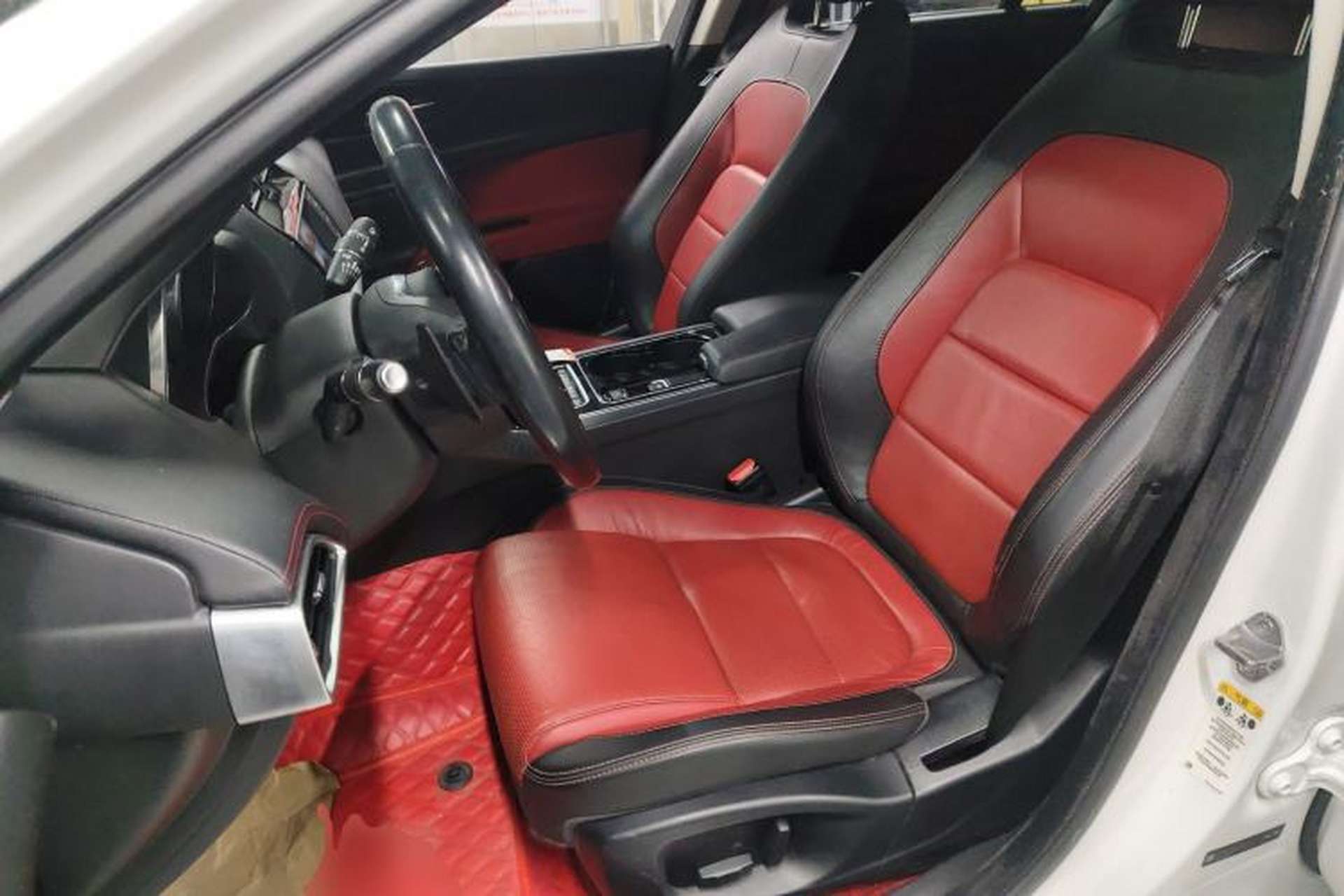 Used Jaguar XE 2017 2.0T 200 PS R-Sport Left Front Seat
