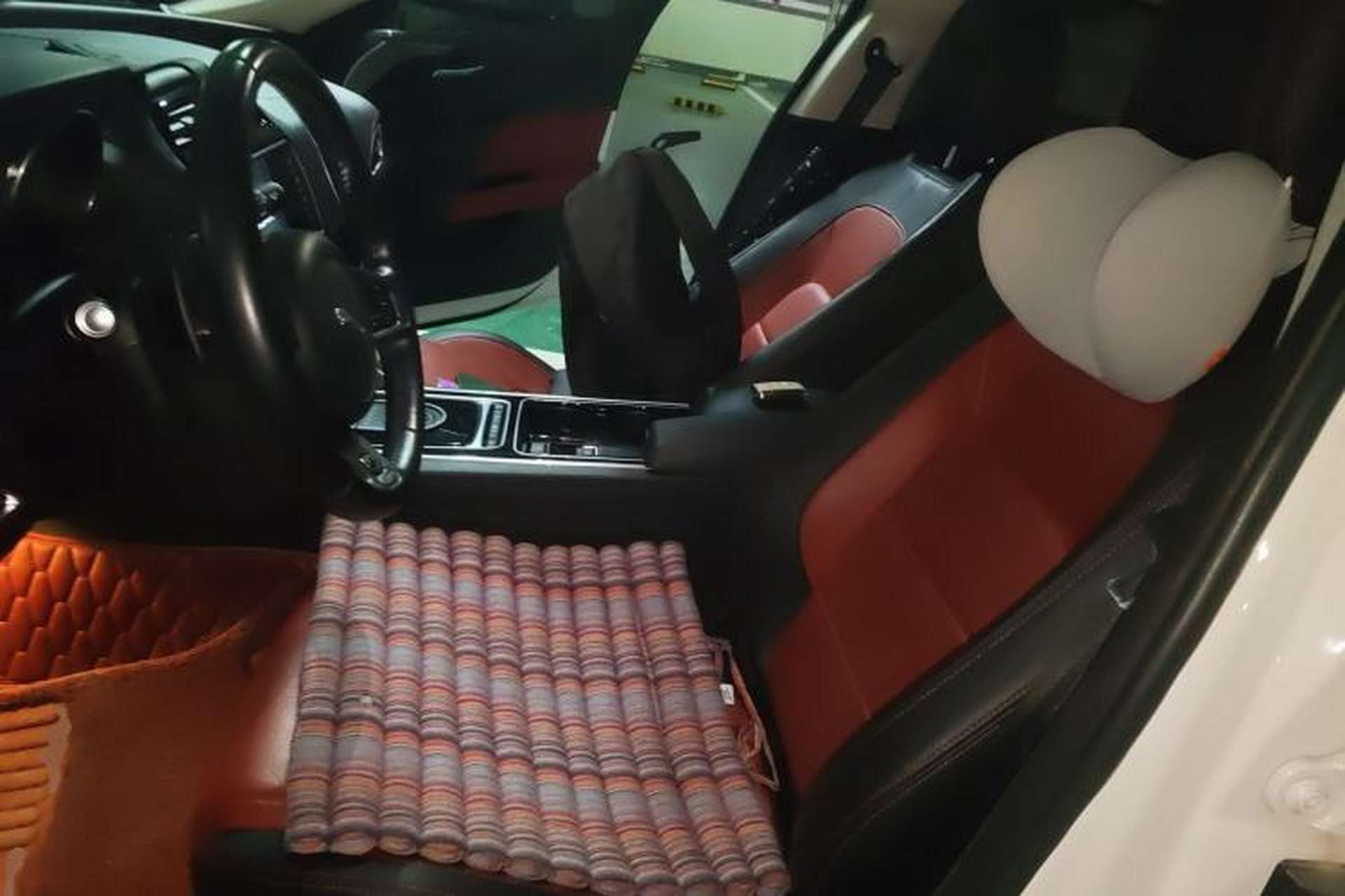 Used Jaguar XE 2017 2.0T 200 PS R-Sport Left Front Seat
