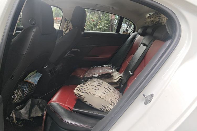 Used Jaguar XE 2017 2.0T 200 PS R-Sport Left Rear Seat