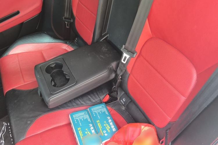 Used Jaguar XE 2017 2.0T 200 PS R-Sport Left Rear Seat