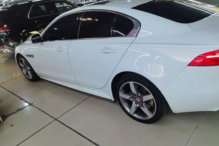Used Jaguar XE 2017 2.0T 200 PS R-Sport Left Side