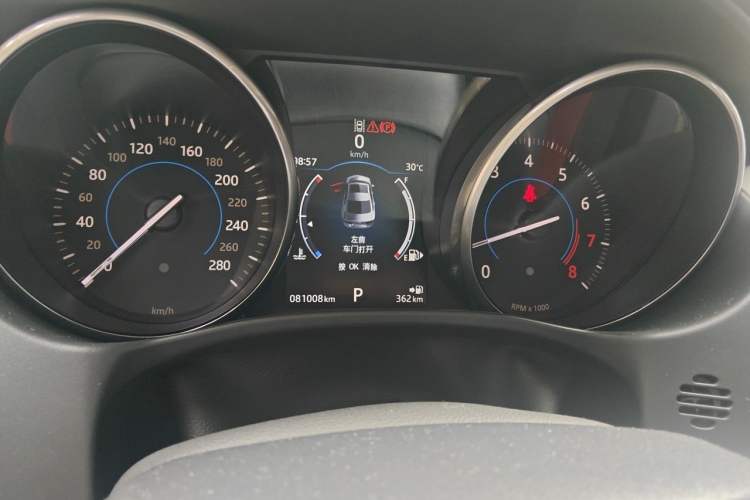 Used Jaguar XE 2017 2.0T 200 PS R-Sport Odometer Close Up