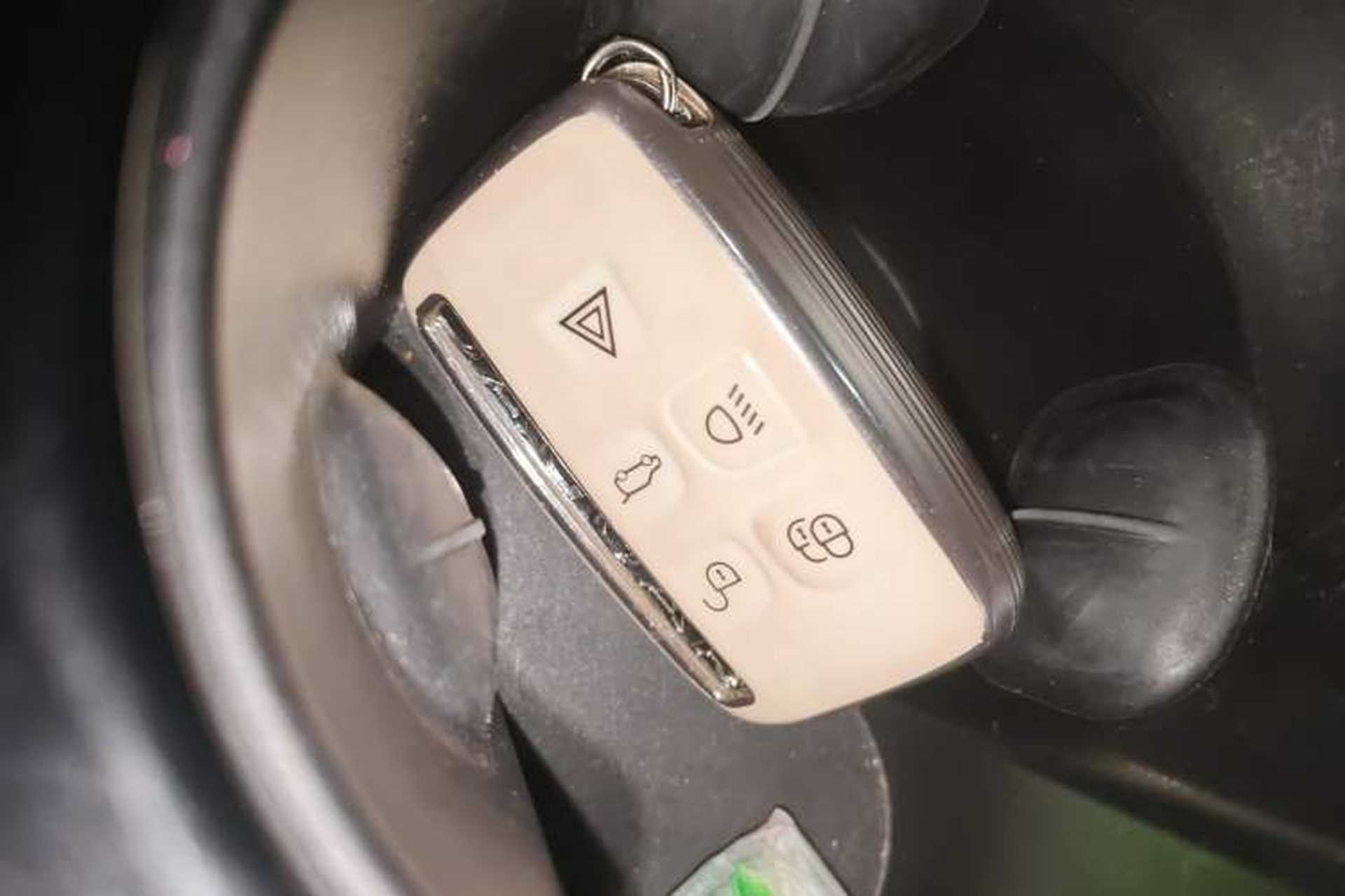 Used Jaguar XE 2017 2.0T 200 PS R-Sport Vehicle Key