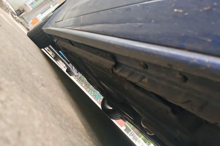 Used Jaguar XE 2018 2.0T 250 PS Two-Wheel-Drive R-Sport Sport Edition Chassis Front Right