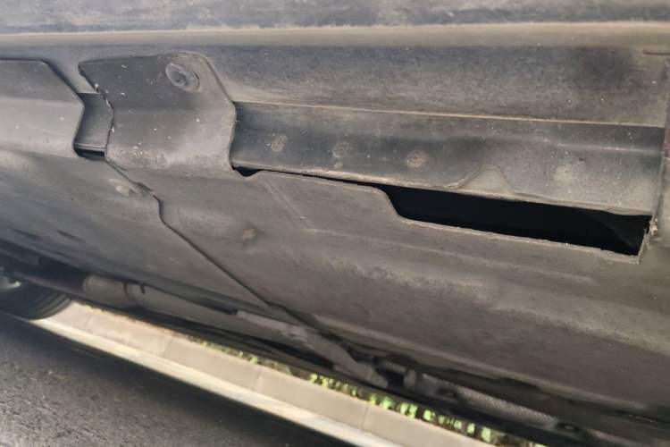 Used Jaguar XE 2018 2.0T 200 PS Two-Wheel-Drive R-Sport Sport Edition Chassis Rear Left