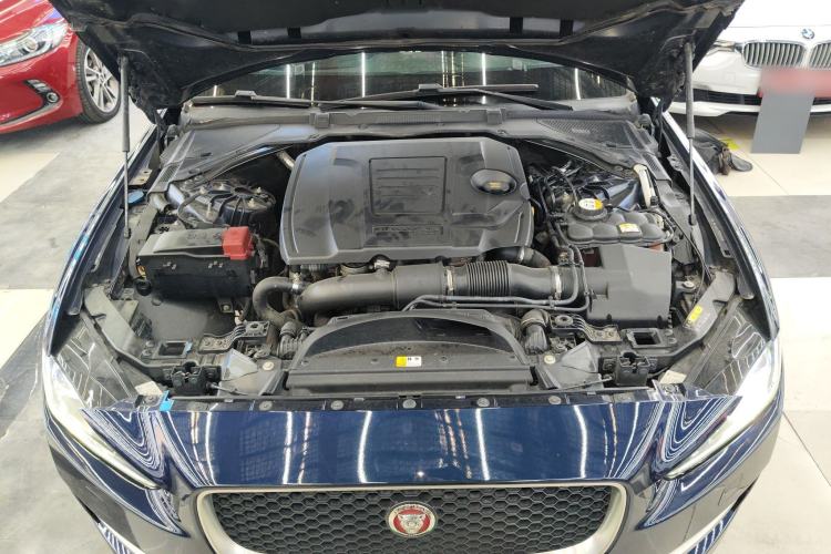 Used Jaguar XE 2018 2.0T 200 PS Two-Wheel-Drive R-Sport Sport Edition Engine Bay