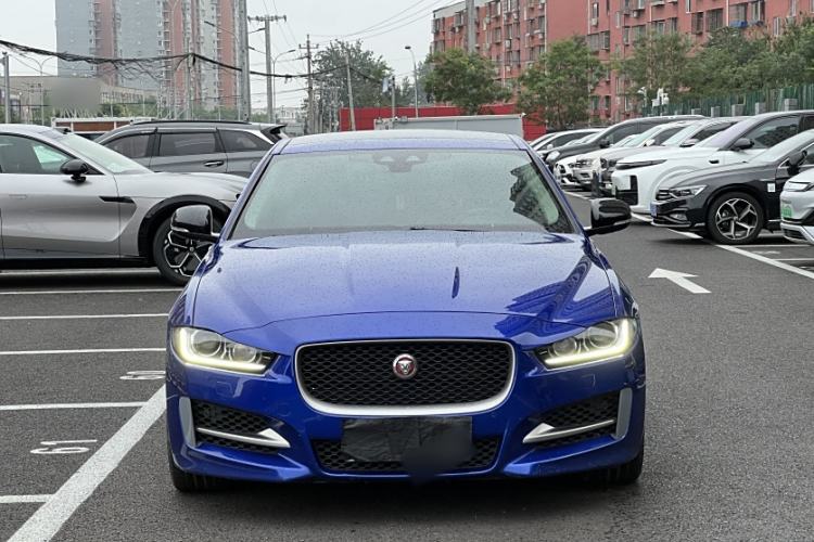 Used Jaguar XE 2018 2.0T 250 PS Two-Wheel-Drive R-Sport Sport Edition Exterior 1