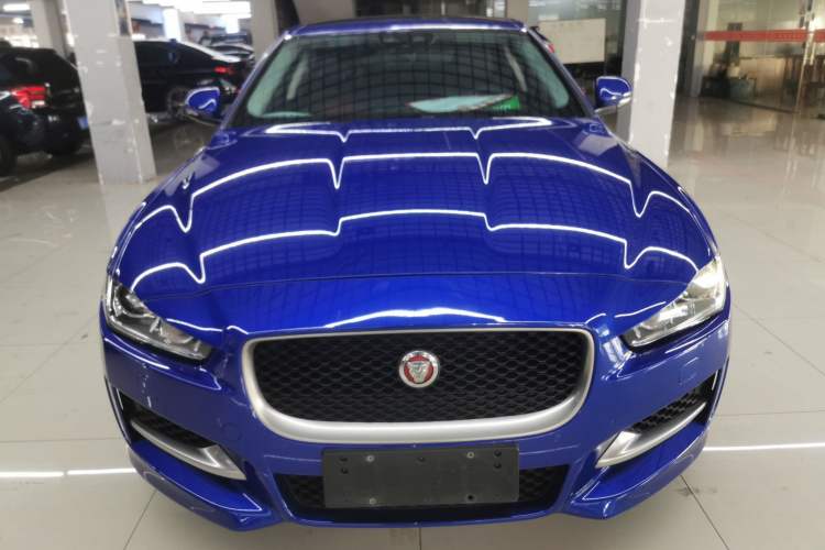 Used Jaguar XE 2018 2.0T 300 PS All-Wheel-Drive R-Sport Sport Edition Exterior 1