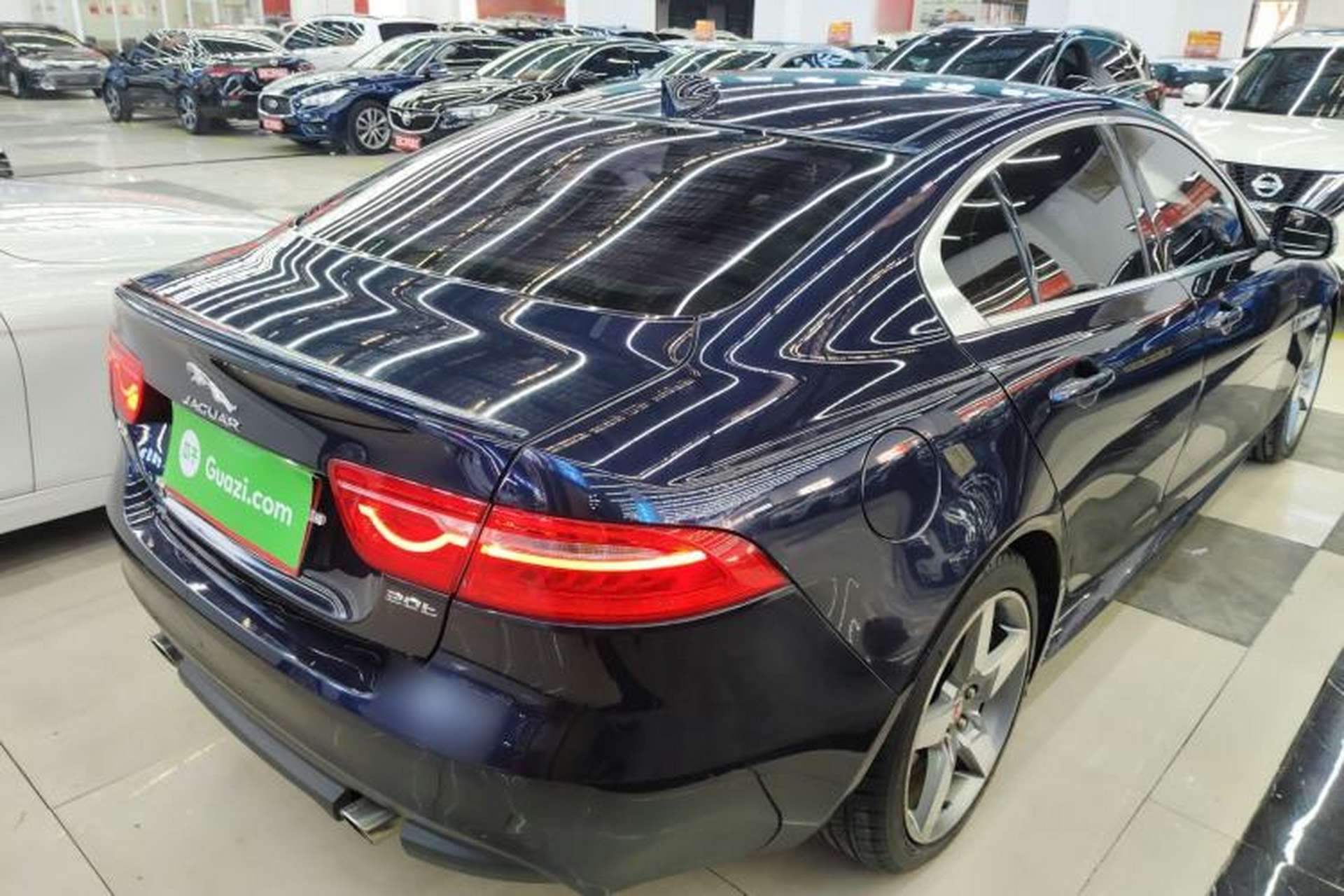Used Jaguar XE 2018 2.0T 200 PS Two-Wheel-Drive R-Sport Sport Edition Exterior 5
