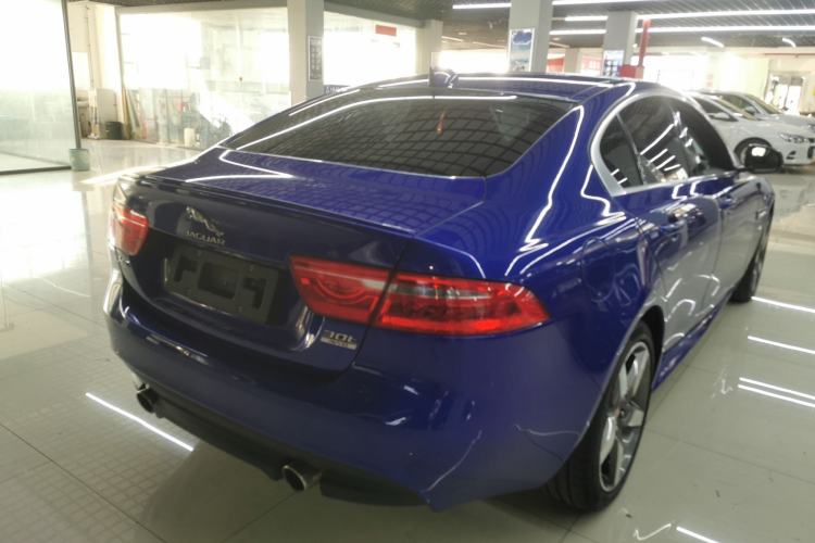 Used Jaguar XE 2018 2.0T 300 PS All-Wheel-Drive R-Sport Sport Edition Exterior 5