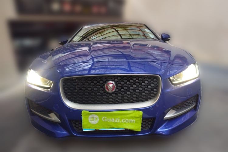 Used Jaguar XE 2018 2.0T 300 PS All-Wheel-Drive R-Sport Sport Edition Front