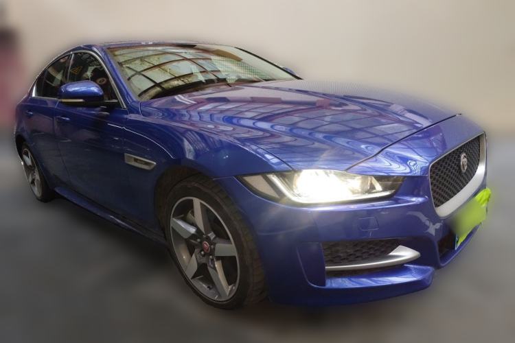 Used Jaguar XE 2018 2.0T 300 PS All-Wheel-Drive R-Sport Sport Edition Front Right 45 Deg