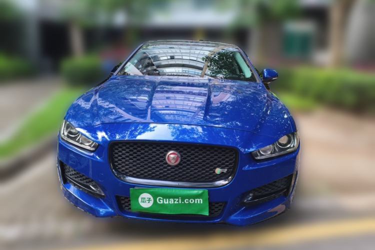 Used Jaguar XE 2018 2.0T 250 PS Two-Wheel-Drive R-Sport Sport Edition Front