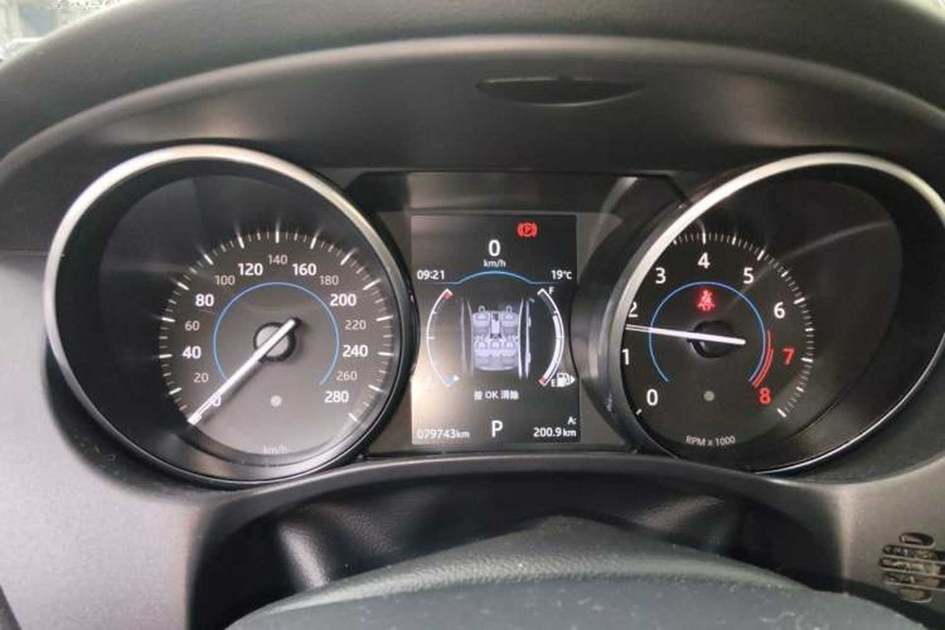 Used Jaguar XE 2018 2.0T 200 PS Two-Wheel-Drive R-Sport Sport Edition Instrument Cluster
