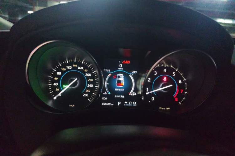 Used Jaguar XE 2018 2.0T 300 PS All-Wheel-Drive R-Sport Sport Edition Instrument Cluster