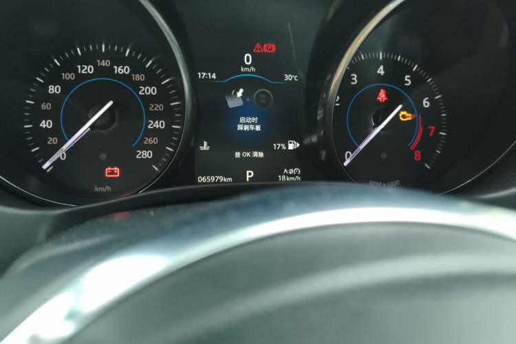 Used Jaguar XE 2018 2.0T 250 PS Two-Wheel-Drive R-Sport Sport Edition Odometer Close Up