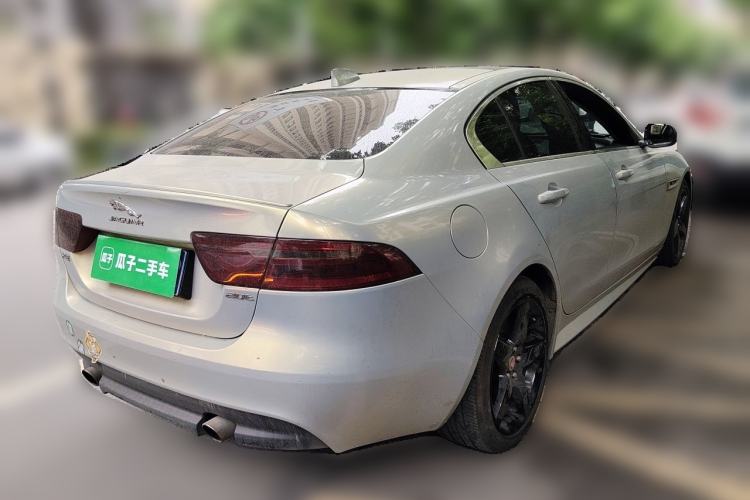 Used Jaguar XE 2018 2.0T 200 PS Two-Wheel-Drive R-Sport Sport Edition Rear Right 45 Deg