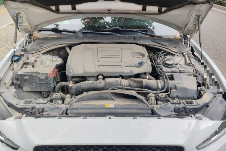 Used Jaguar XE 2018 2.0T 300 PS All-Wheel-Drive R-Sport Sport Edition Engine Bay