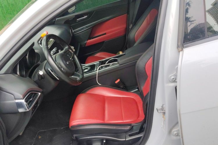 Used Jaguar XE 2018 2.0T 300 PS All-Wheel-Drive R-Sport Sport Edition Left Front Seat