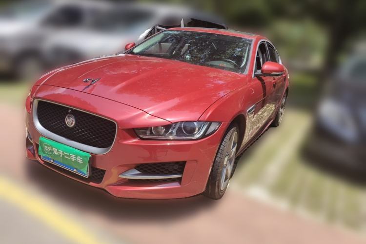 Jaguar XE 2018 2.0T 300 PS All-Wheel-Drive R-Sport Sport Edition de segunda mano Guazi used car, China used car export, Used car for sale, Used cars, Cheapest cars for sale