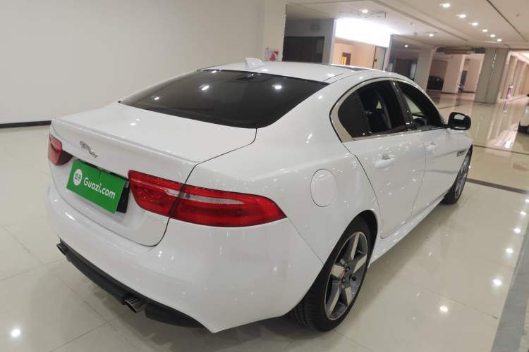 Used Jaguar XE 2018 2.0T 200 PS Two-Wheel-Drive R-Sport Sport Edition Rear Right 45 Deg