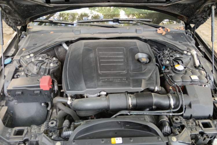 Used Jaguar XE 2019 2.0T 300 PS All-Wheel-Drive Landmark Edition Engine Bay