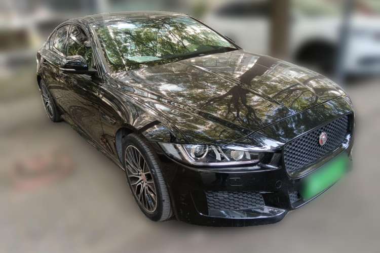 Used Jaguar XE 2019 2.0T 300 PS All-Wheel-Drive Landmark Edition Front Right 45 Deg