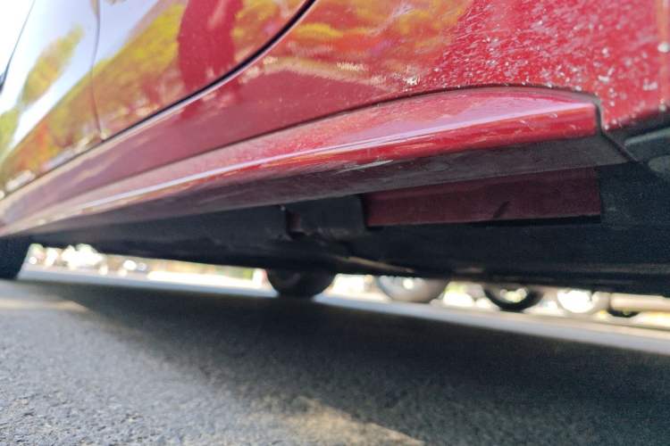Used Jaguar XE 2019 2.0T 300 PS All-Wheel-Drive Landmark Edition Chassis Rear Left