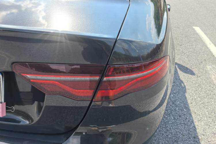Used Jaguar XEL 2020 2.0T 200PS R-DYNAMIC Youth Sports Edition Exterior 8
