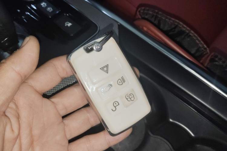 Used Jaguar XEL 2022 2.0T 250 PS R-DYNAMIC S Advanced Sport Edition Vehicle Key