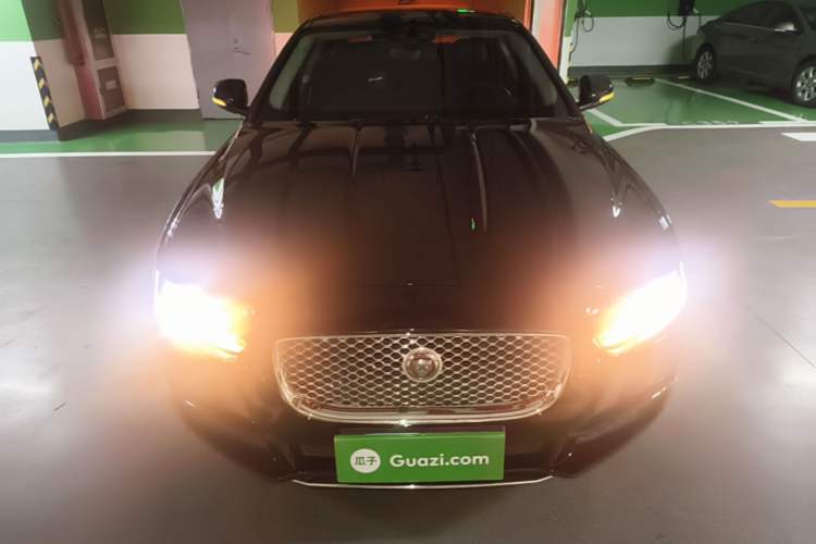 Used Jaguar XEL 2018 2.0T 250 PS Luxury Edition Front