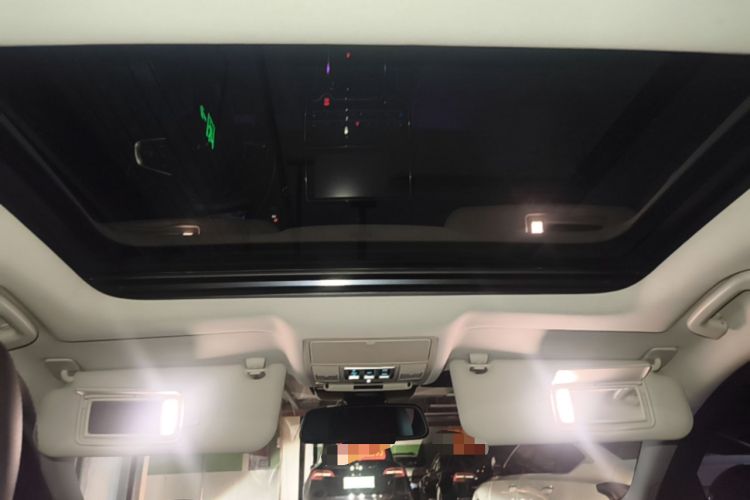 Used Jaguar XEL 2018 2.0T 250 PS Luxury Edition Headliner