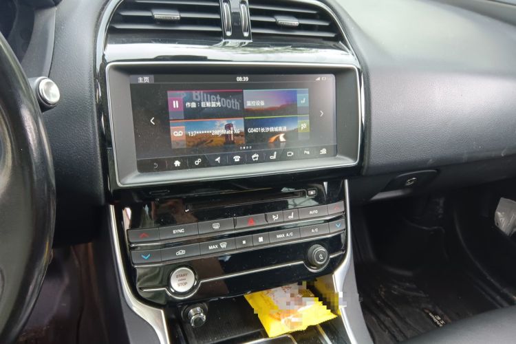 Used Jaguar XEL 2018 2.0T 200 PS Premium Edition Audio And AC Panel