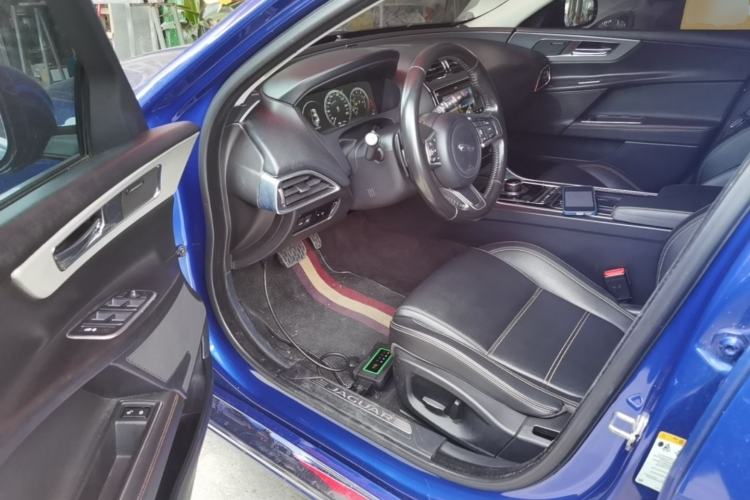 Used Jaguar XEL 2018 2.0T 200 PS Premium Edition Driver Seat